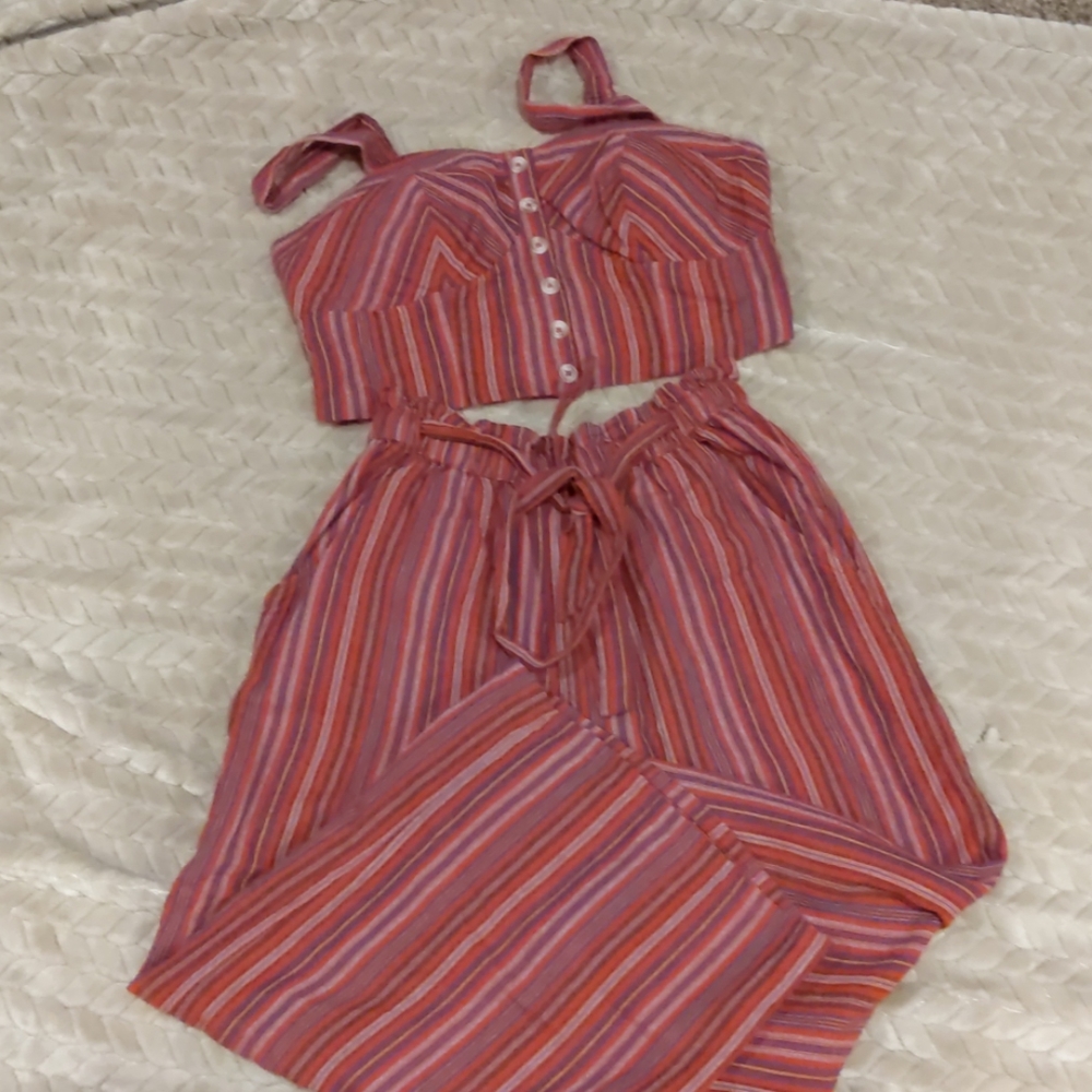 Like new American eagle pant suit. Super cute